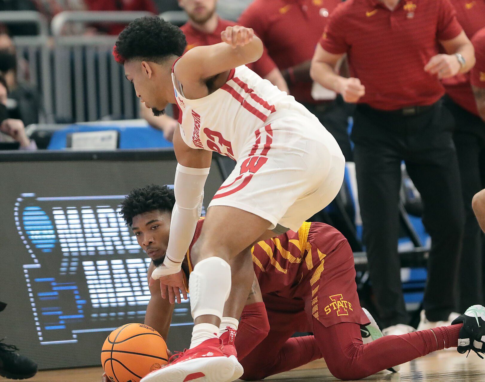 UW Iowa State 03.jpg